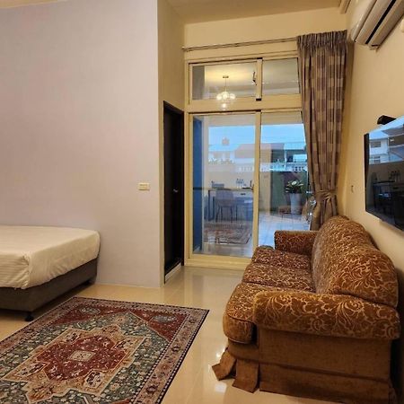 910 Hostel Юйлі Екстер'єр фото